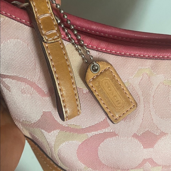 🌸🤎Y2K Coach small Optic Pink Soho Hobo purse🤎🌸 - Picture 9 of 15